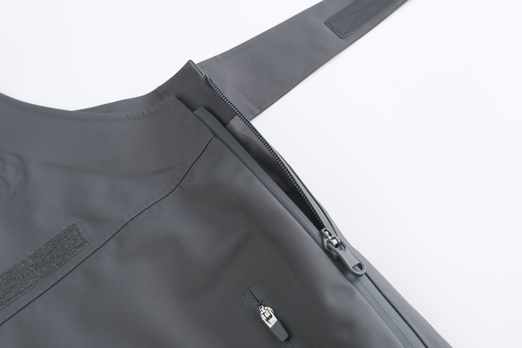 Side Zip Access