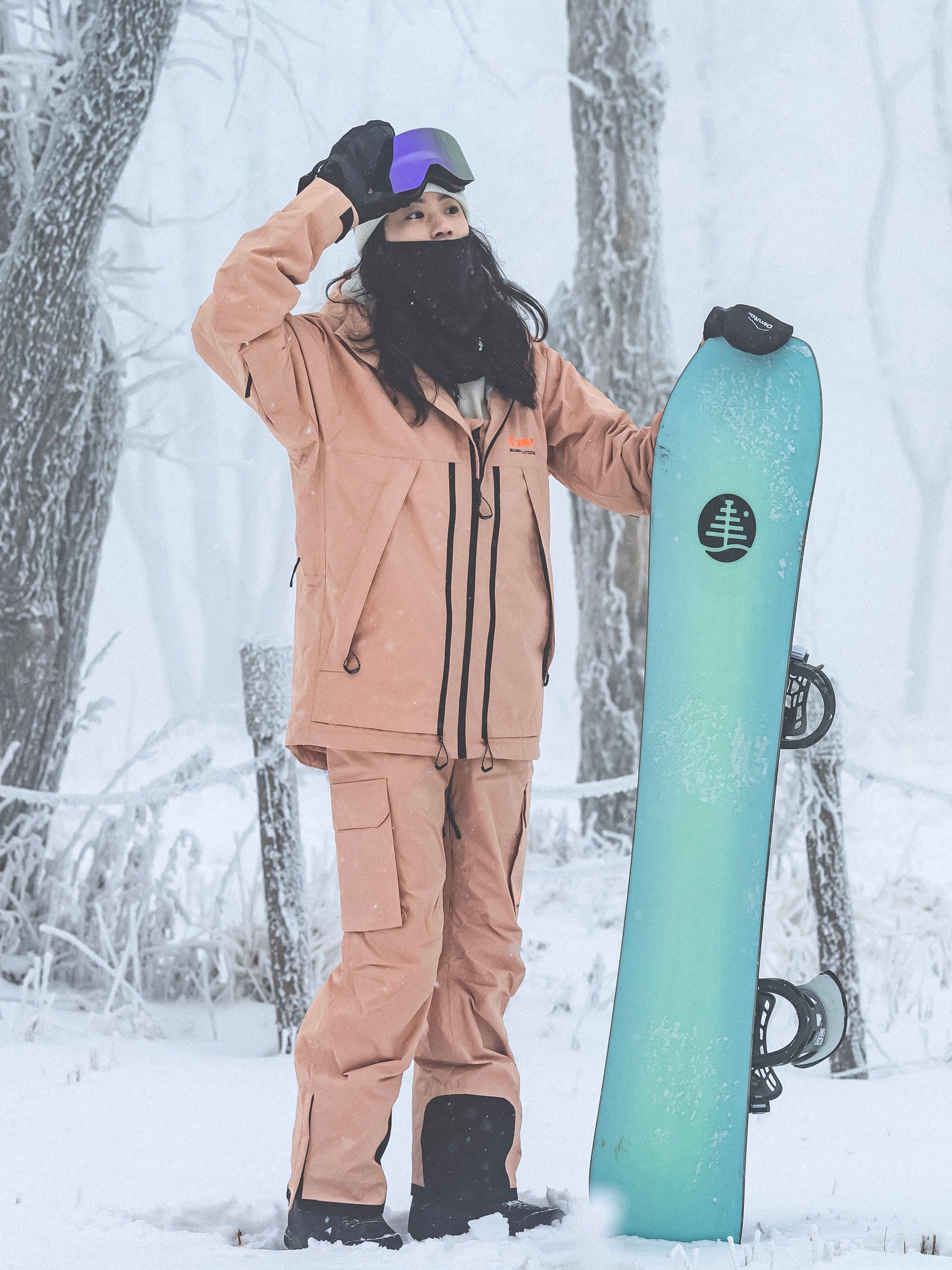 Expert 23 Ski/Snowboard Jacket Women Peach Whip